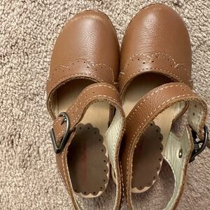 Hanna Andersson clogs